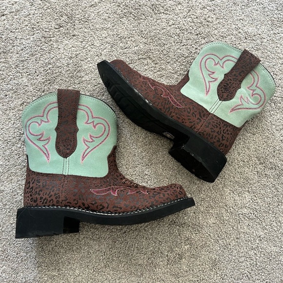 Ariat Women’s Size 6.5 Fatbaby Brown Leopard Western Cowgirl Boots WORE 1X - Picture 2 of 7